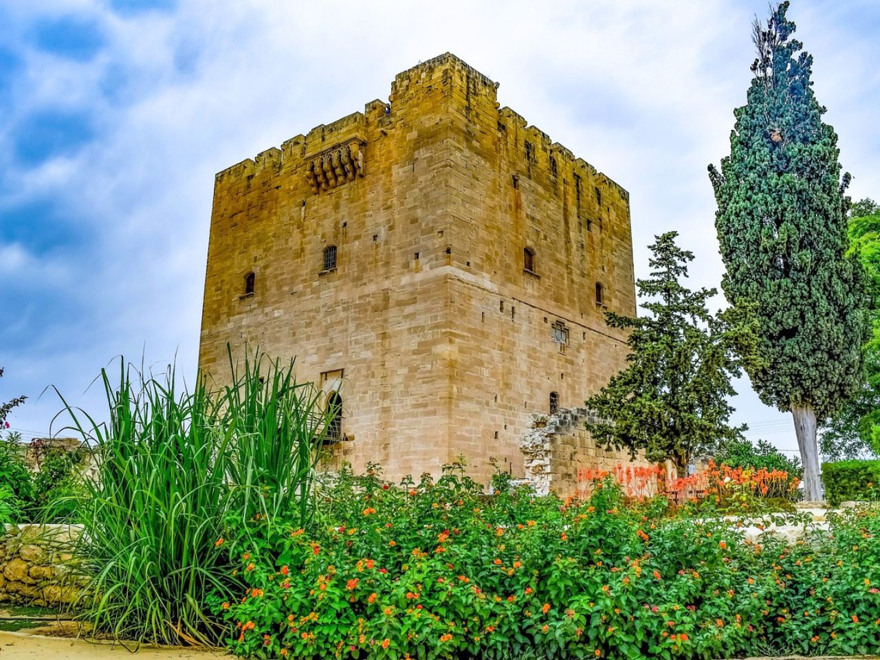 Kolossi